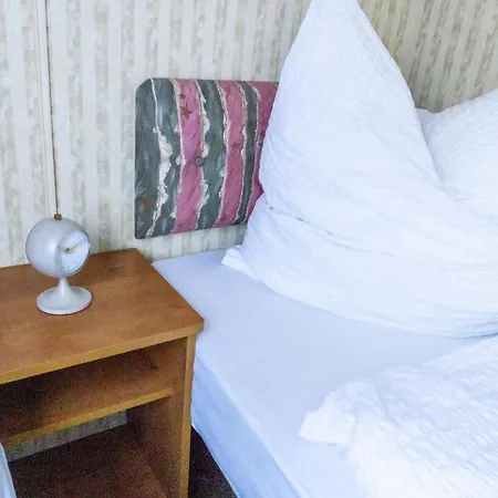 Basislager Für Harz Und Städtetour Leipzig, Magdeburg, Dessau, Halle, Quedlinburg Uvm Woerbzig